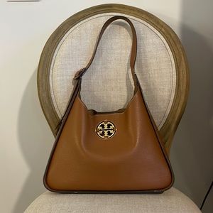 Authentic Tory Burch Miller small shoulder bag.